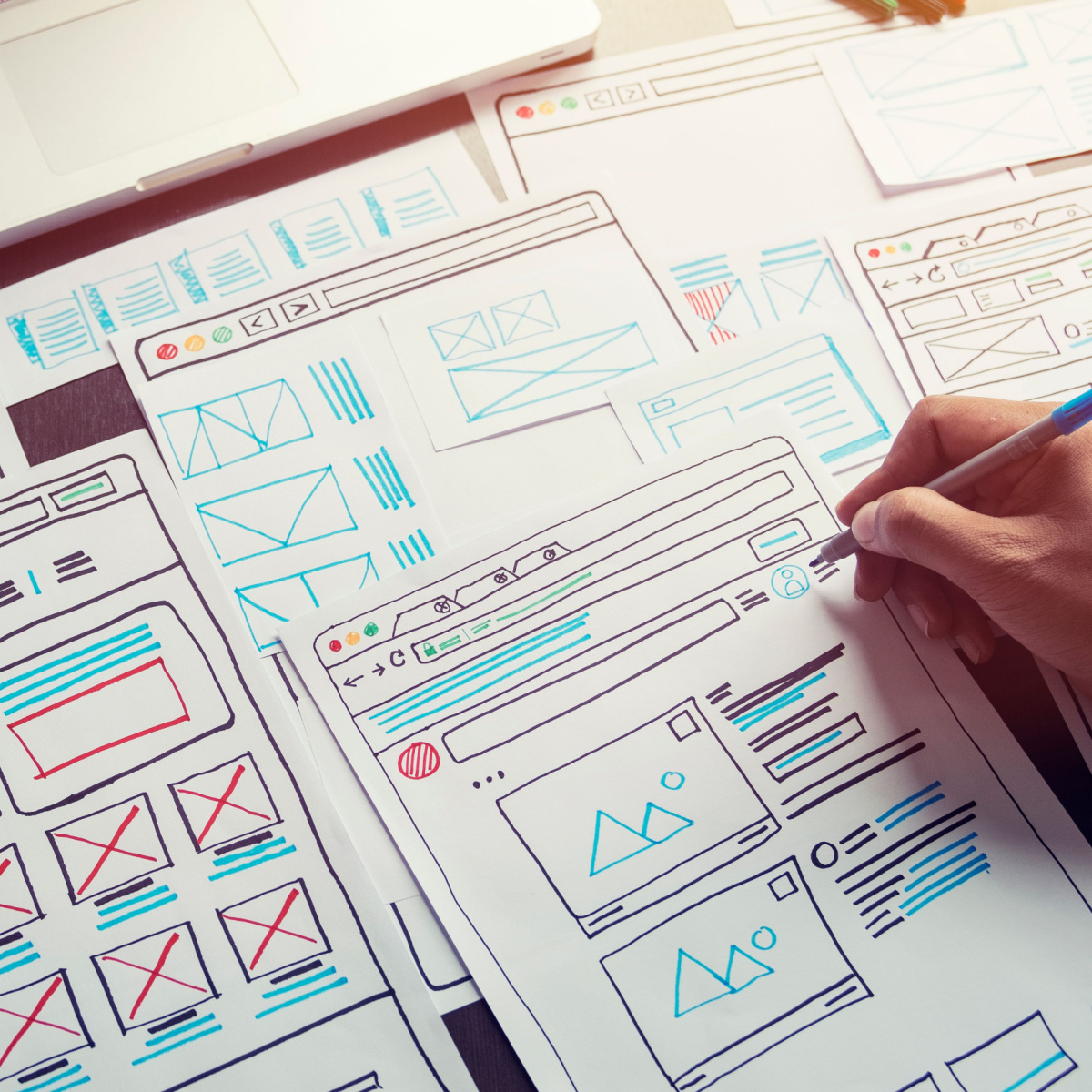 A Houston website designer implements UX best practices in their client’s new site.